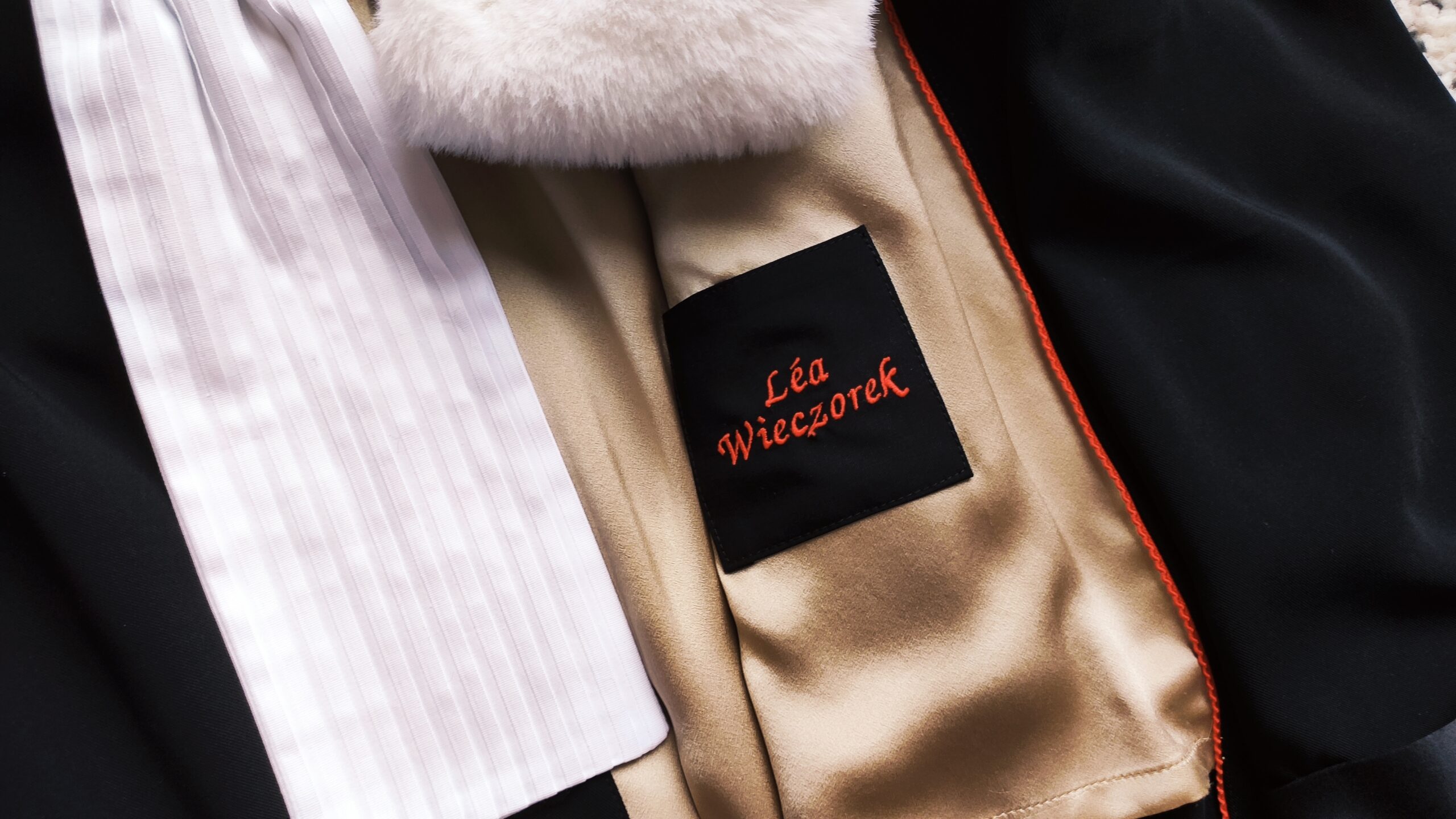Robe d'avocat de Maître Léa Wieczorek
