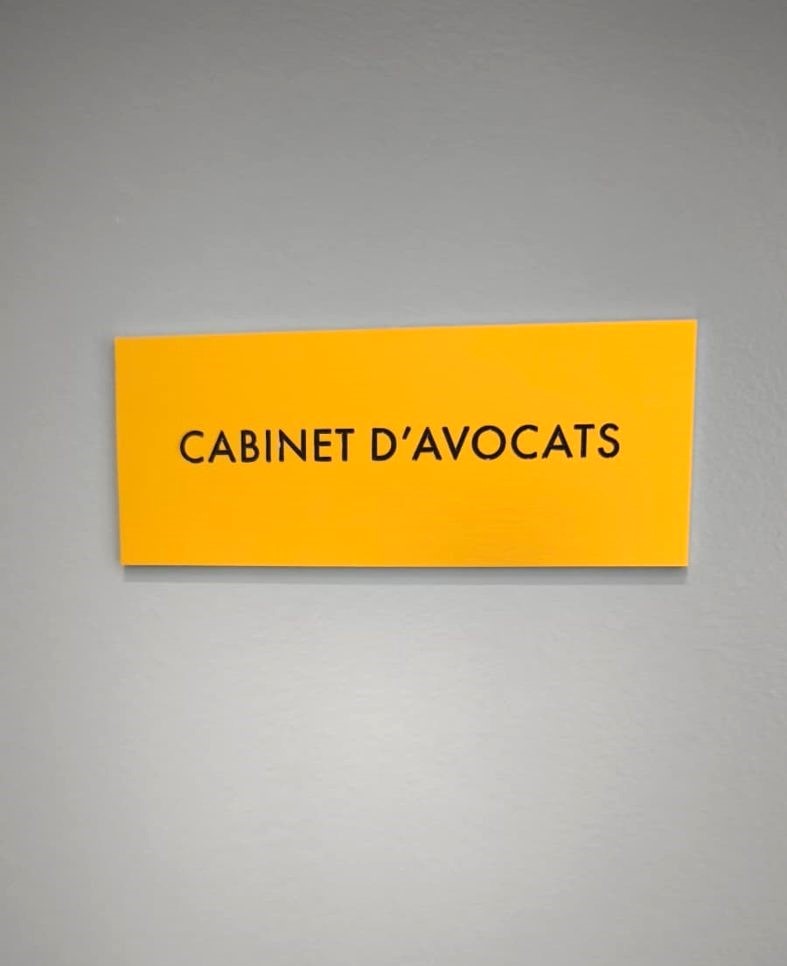 Plaque d'entr&eacute;e Cabinet d'avocats